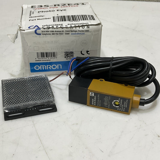 OMRON E3S-R2E41 PHOTOELECTRIC SWITCH 24 VDC Z2M