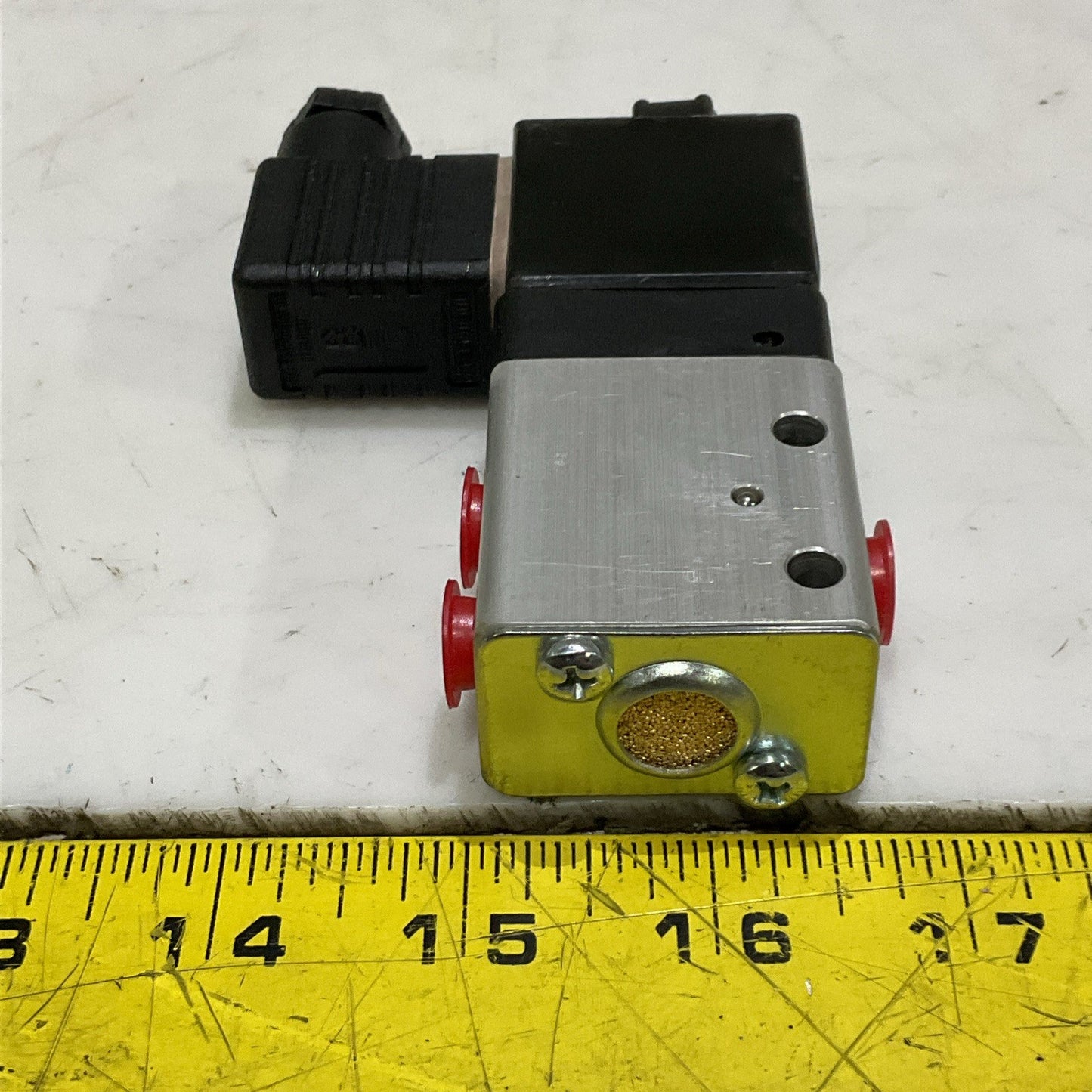 NORGREN 2630670E PNEUMATIC DIRECT SOLENOID VALVE 150 PSIG 4-WAY 1/8 PORT Z2M