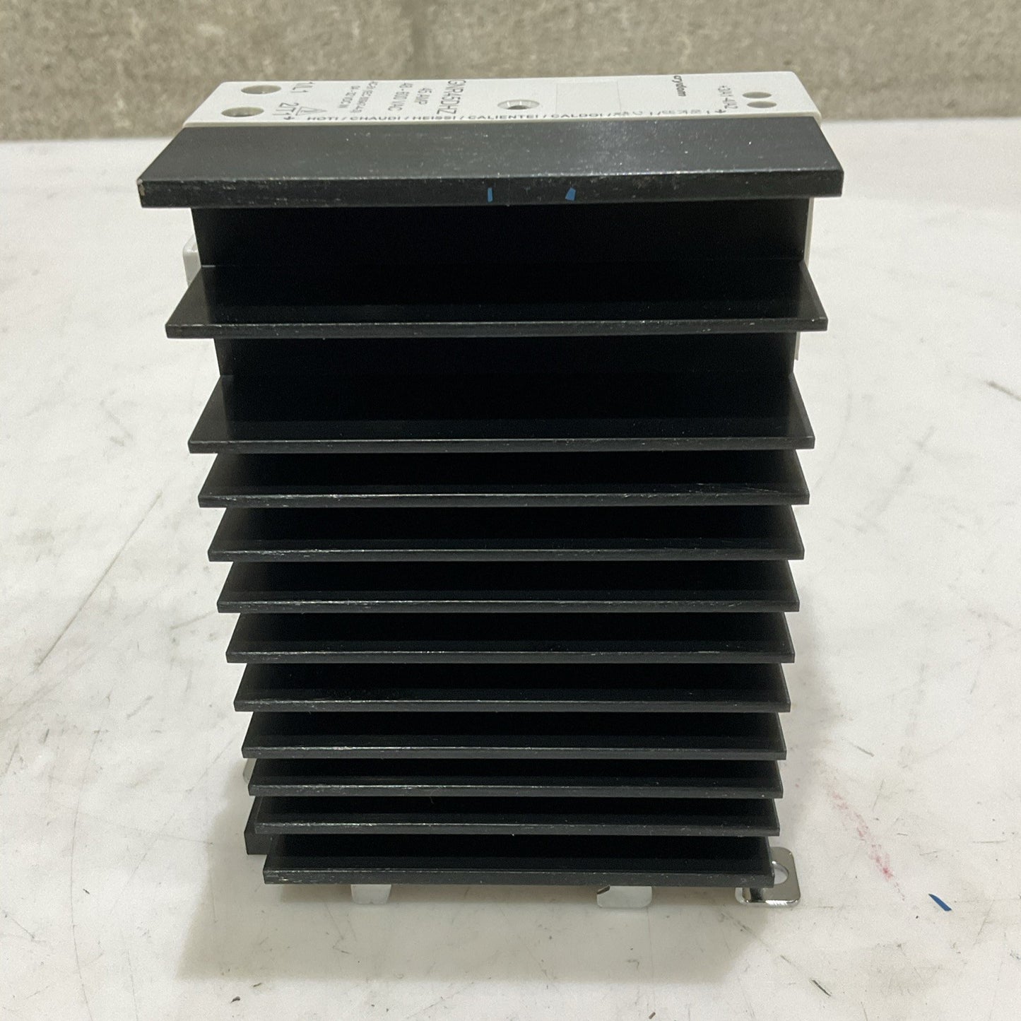 CRYDOM GNR45DHZ SOLID STATE RELAY COOLTECH 45 AMP 48-600VAC ZU Z2M