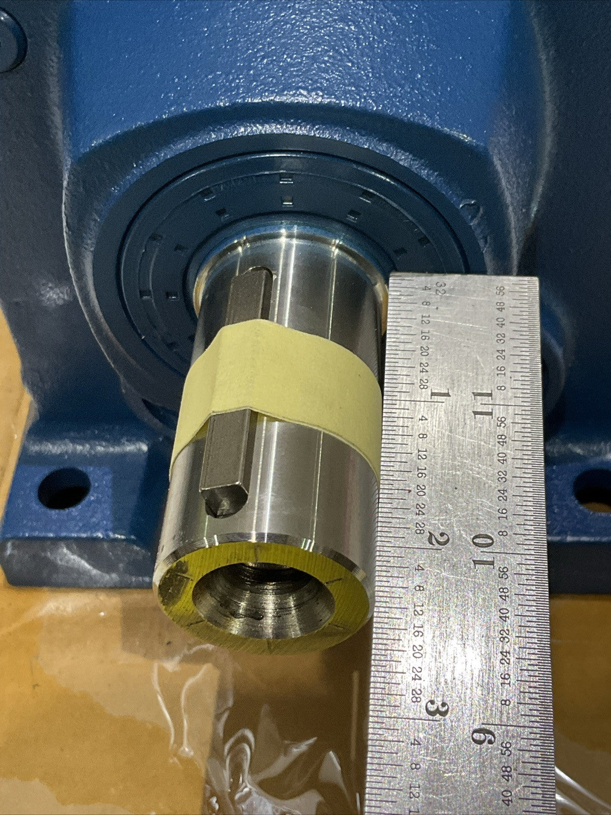 SEW-EURODRIVE R47 DRN71M4 GEAR MOTOR  R47DRN71M4 460 V 60 HZ 1730 RPM Z2M