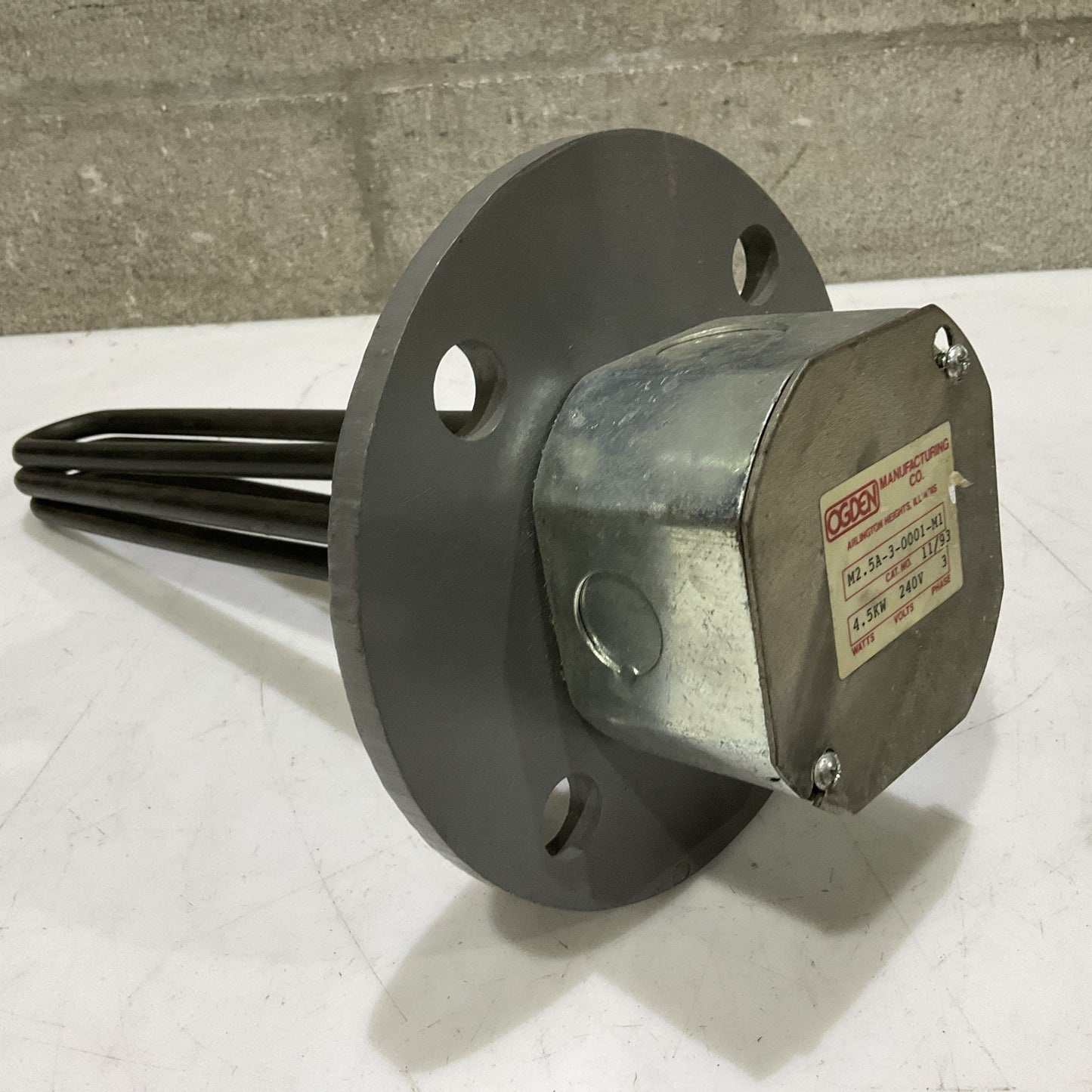 OGDEN M2.5A-3-0001-M1 INDUSTRIAL HEATER ELEMENT 11/93 4.5KW 240V 3P Z2M