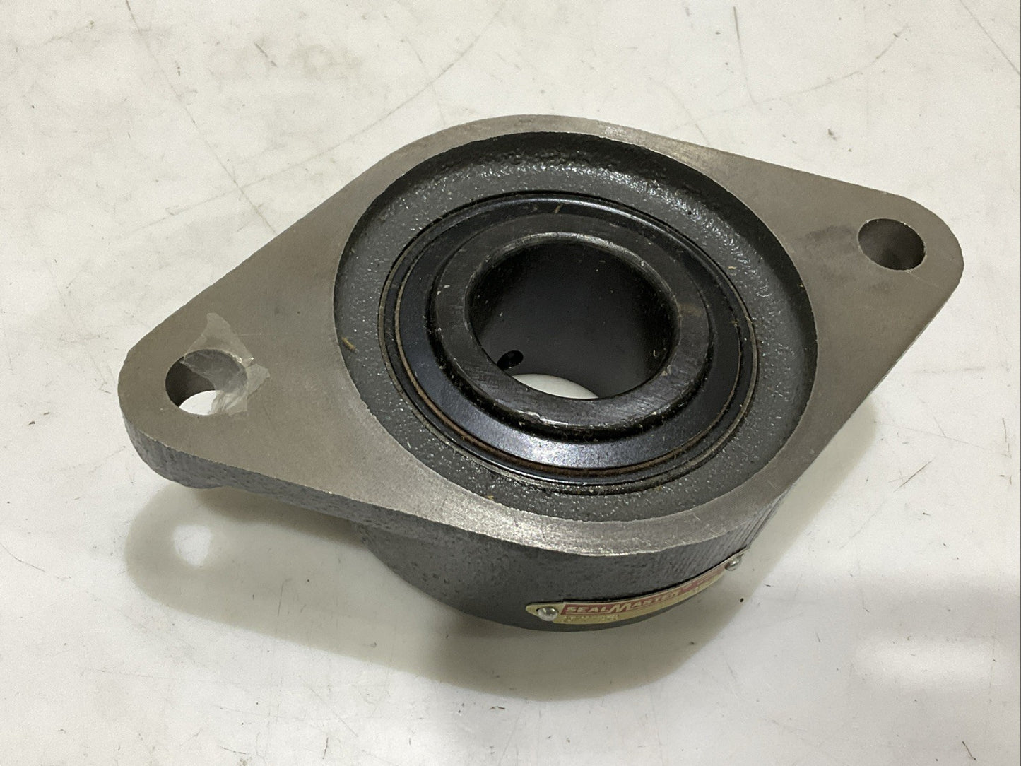 SEAL MASTER SFT-26 FLANGE MOUNT 2 BOLT BEARING 1 5/8 BORE 7005541 Z2M