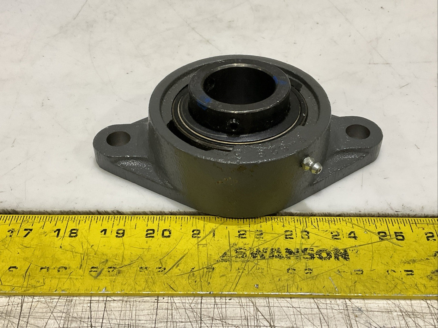 SEAL MASTER SFT-26 FLANGE MOUNT 2 BOLT BEARING 1 5/8 BORE 7005541 Z2M