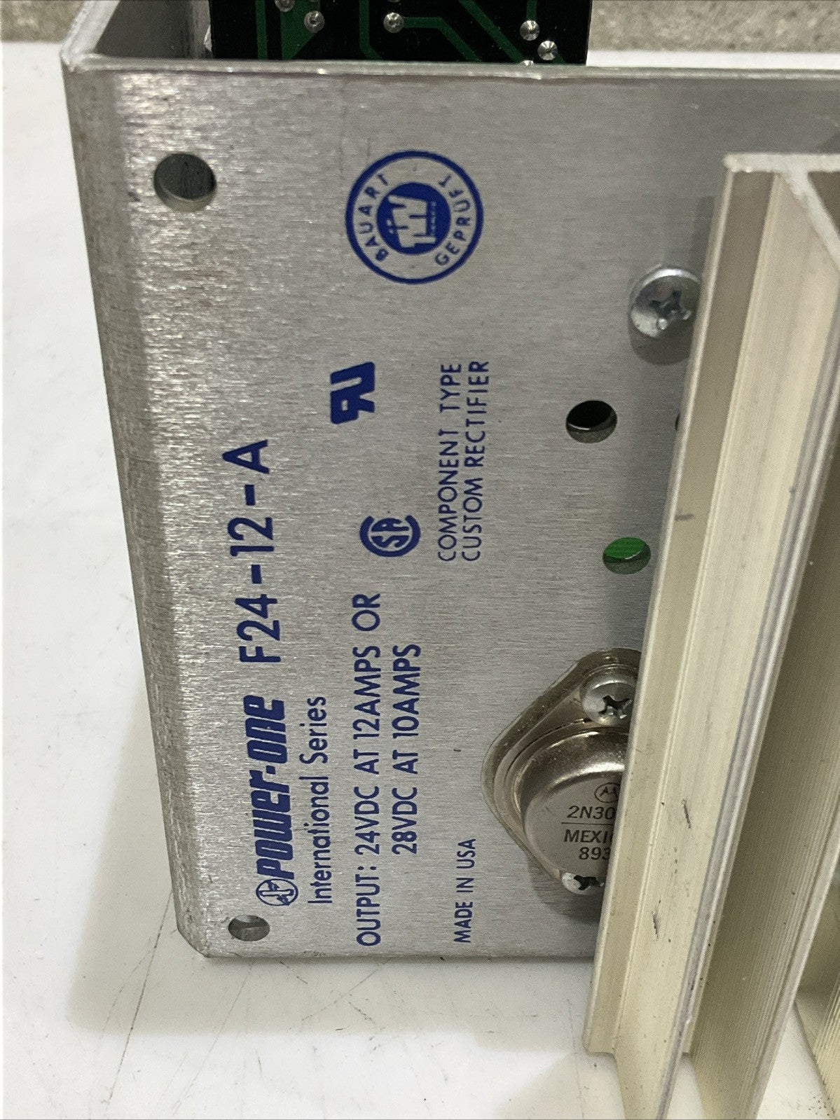 POWER-ONE F24-12-A F2412A POWER SUPPLY 24/28VDC 10/12A Z2M
