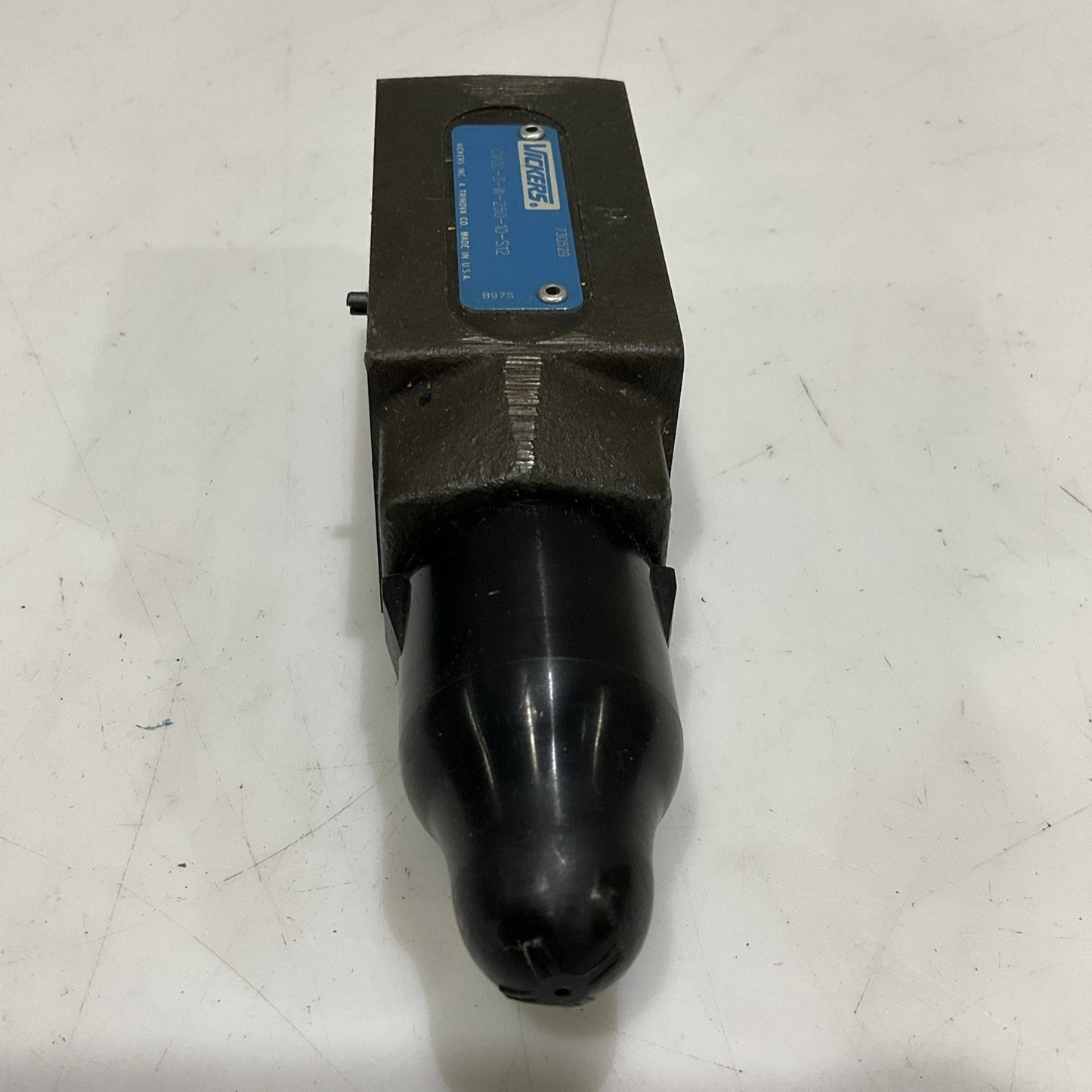 VICKERS CVGC-3-W-250-10-S12 HYDRAULIC PRESSURE RELIEF VALVE Z2M