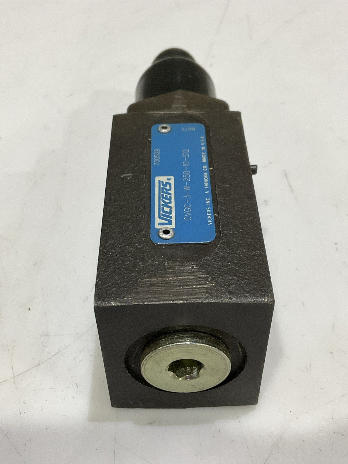 VICKERS CVGC-3-W-250-10-S12 HYDRAULIC PRESSURE RELIEF VALVE Z2M