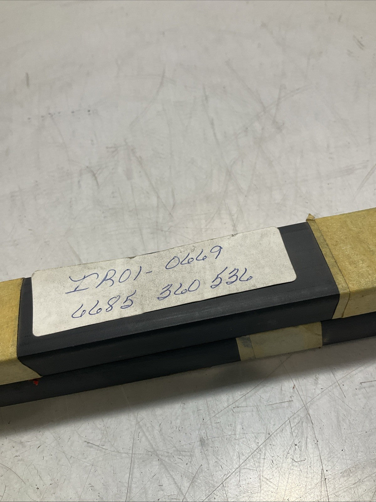 LEEDS & NORTHRUP 6685360536 IR01 - 0669 RTS-47L-A-100-C-17.5 8-8-X11-H7L-M3  373