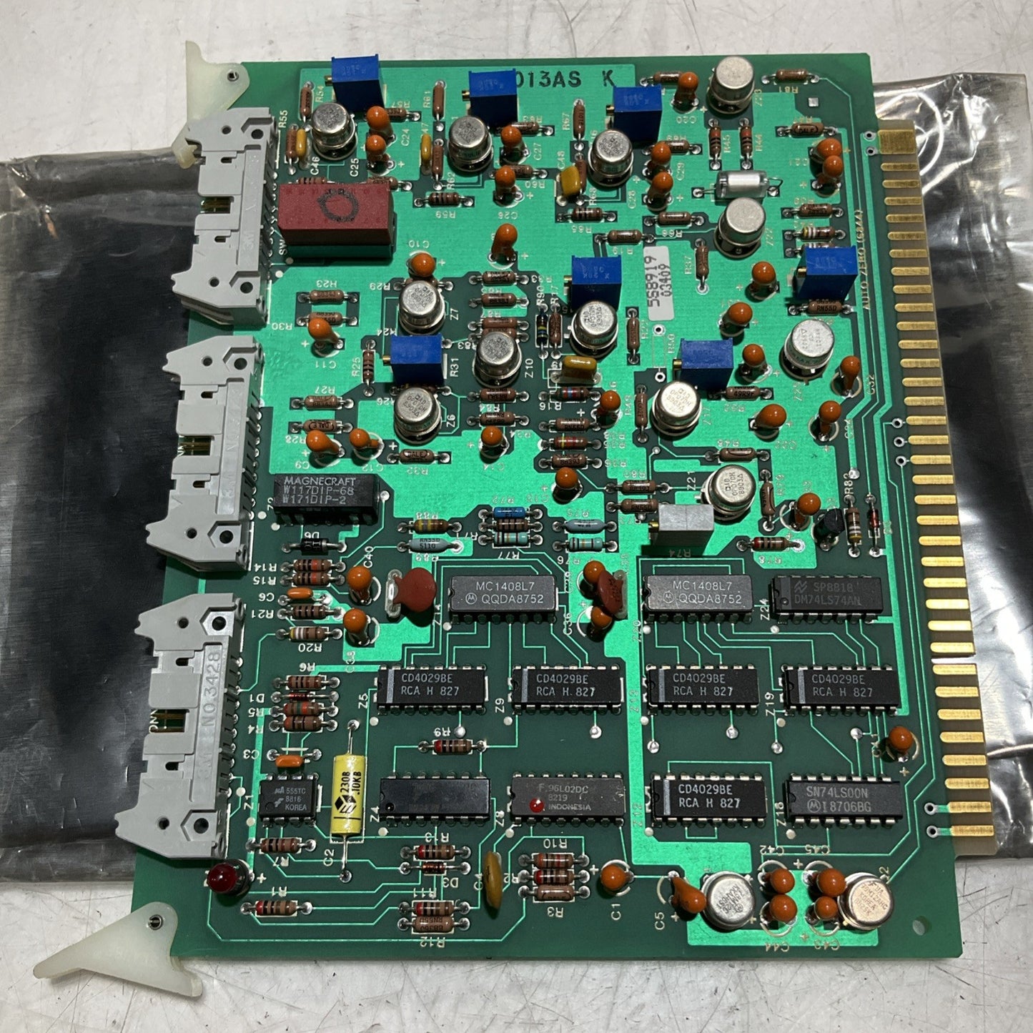 FOXBORO AT009AX-J  ATO13ASK  AUTO ZERO PCB 555 U3S