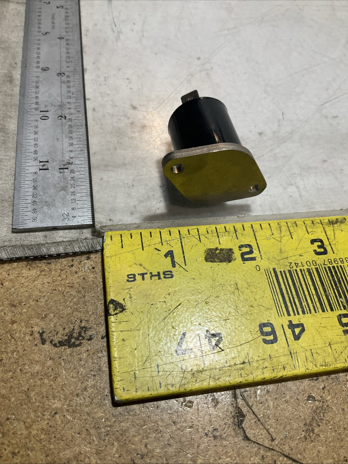 MOTOROLA  MAC50–8 8625 SILICON BIDIRECTIONAL TRIODE  THYRISTOR  LAMINATOR U3S