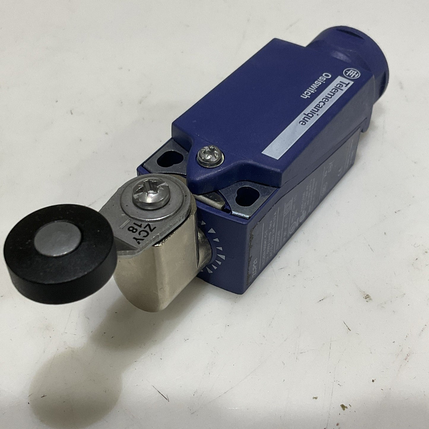 TELEMECANIQUE XCKP212P16 ZCP21 LIMIT SWITCH Z2M