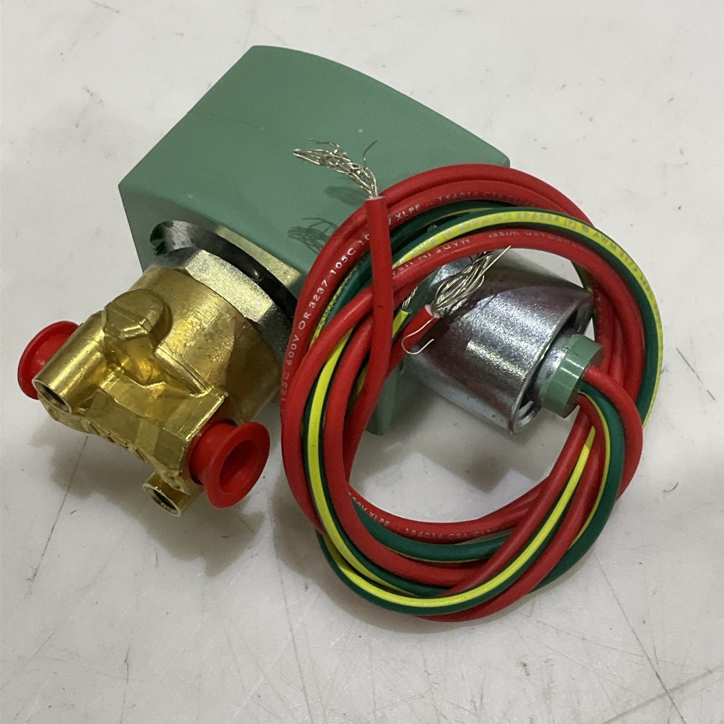 ASCO 8262H002 CS29862 SOLENOID VALVE 1/8 IN 120/60 110/50 Z2M