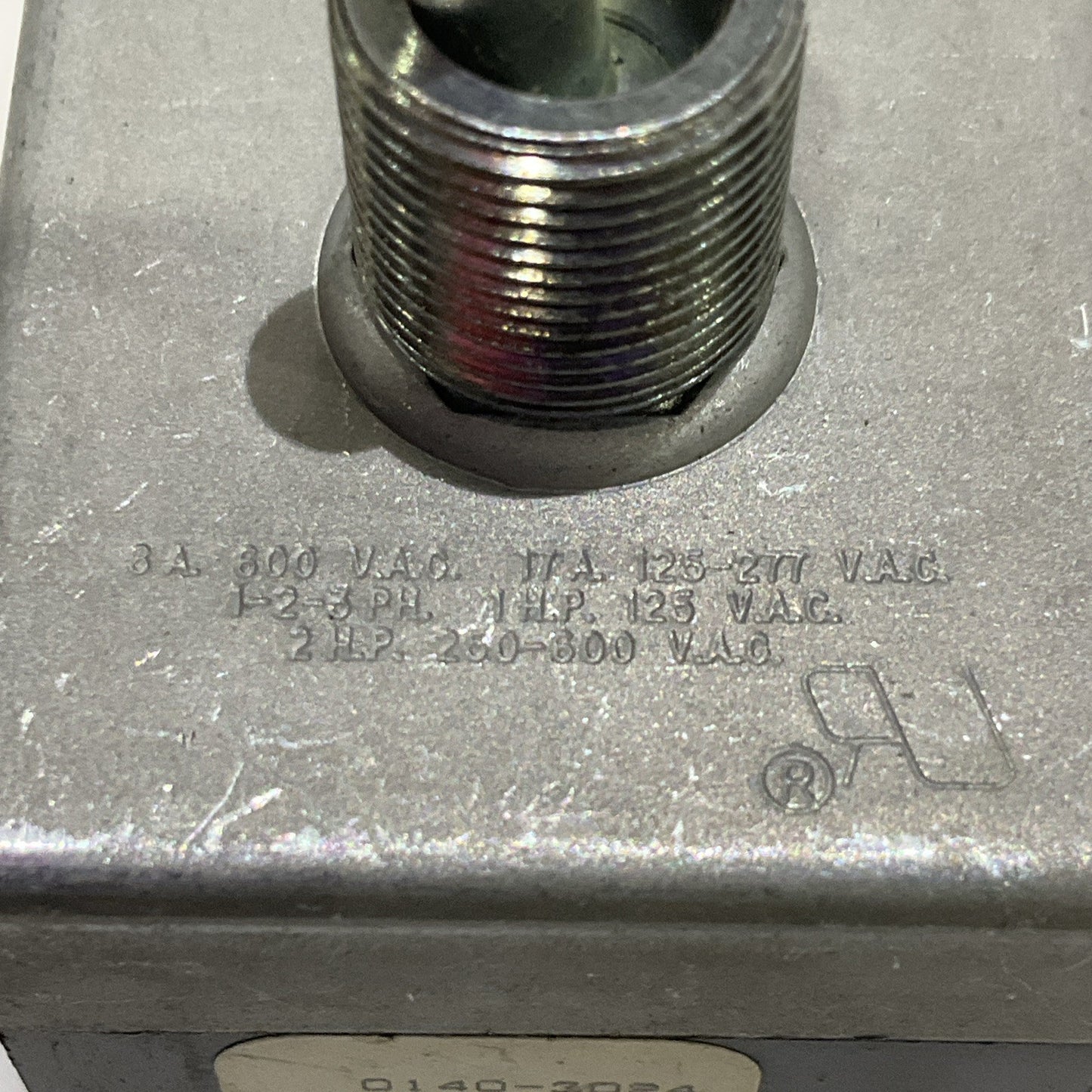 MCGILL 0140-3024 TOGGLE SWITCH 3PDT ON-ON 17 A 1HP 250-600 VAC LOT OF 13 Z2M