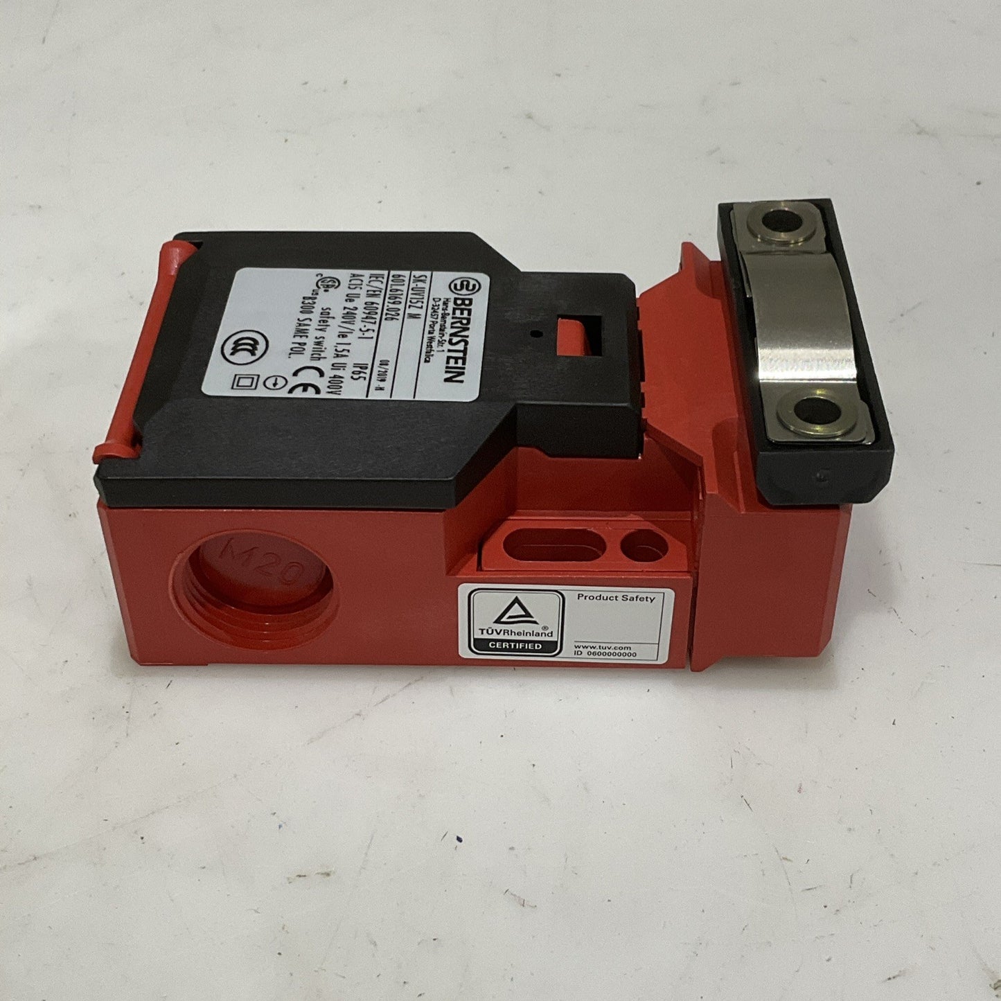 BERNSTEIN SK-UV15Z M SAFETY INTERLOCK SYSTEM SWITCH 601.6169.026 1.5 A 400V Z2M