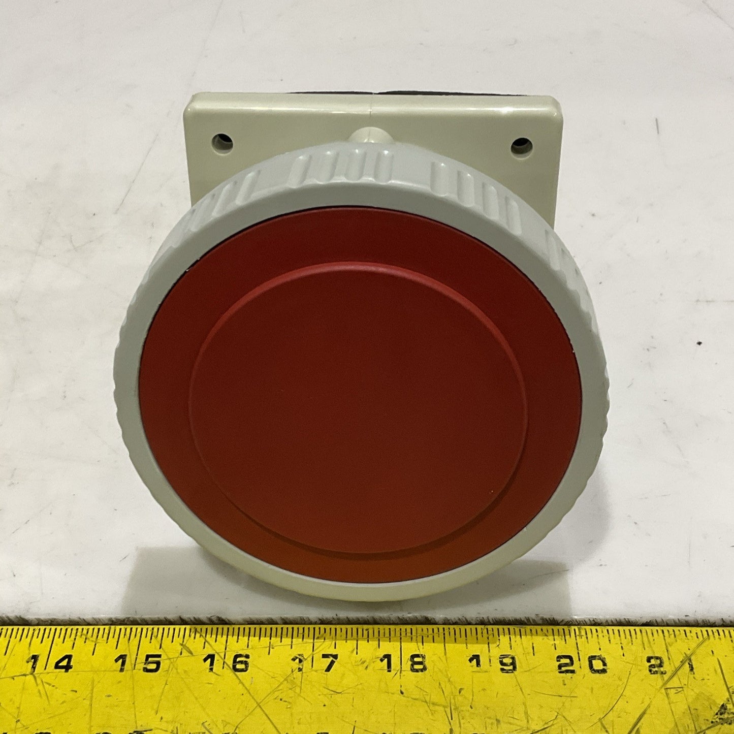 WOODHEAD MOLEX 4100R7W WATERTITE PIN AND SLEEVE RECEPTACLE 100A 3E 480 VAC Z2M