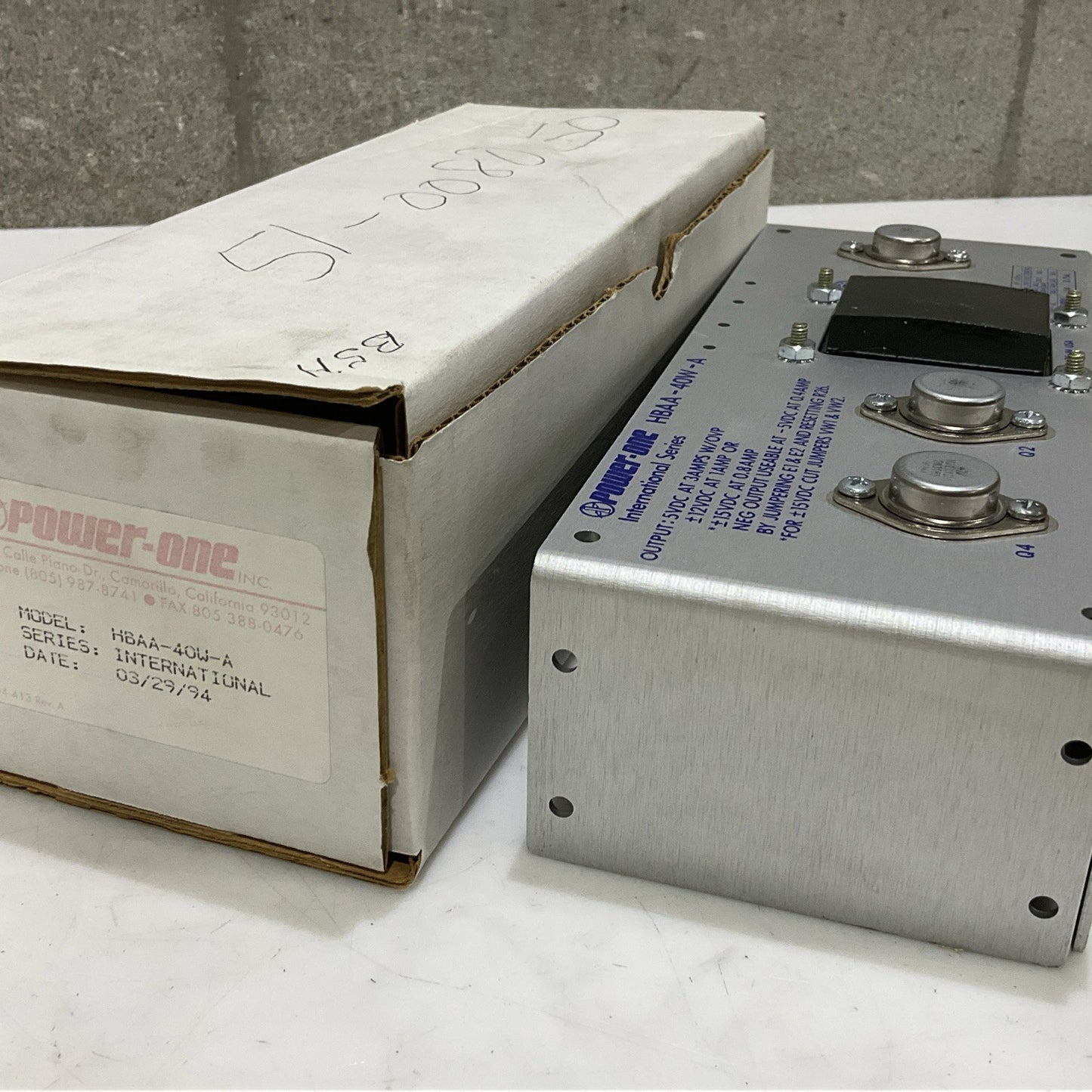 POWER ONE HBAA-40W-A POWER SUPPLY 5 VDC 3 A INTERNATIONAL SERIES Z2M