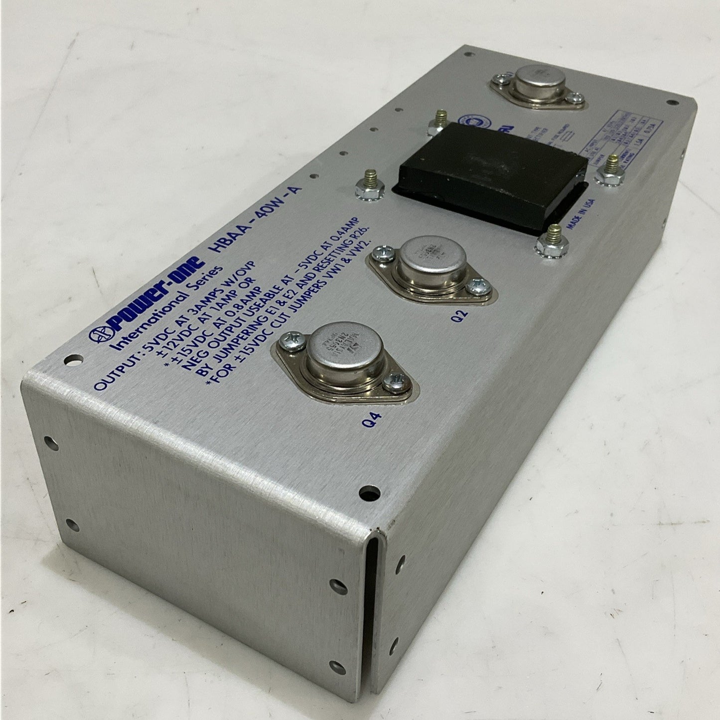 POWER ONE HBAA-40W-A POWER SUPPLY 5 VDC 3 A INTERNATIONAL SERIES Z2M