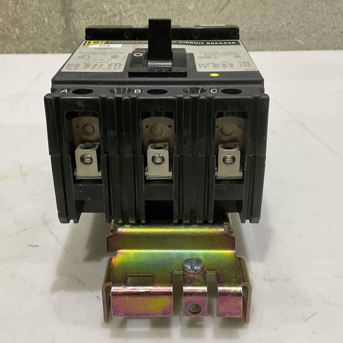 SQUARE D FA34015 MAGNETIC CIRCUIT BREAKER  3P 15A 480V 50/60HZ 250 VDC Z2M