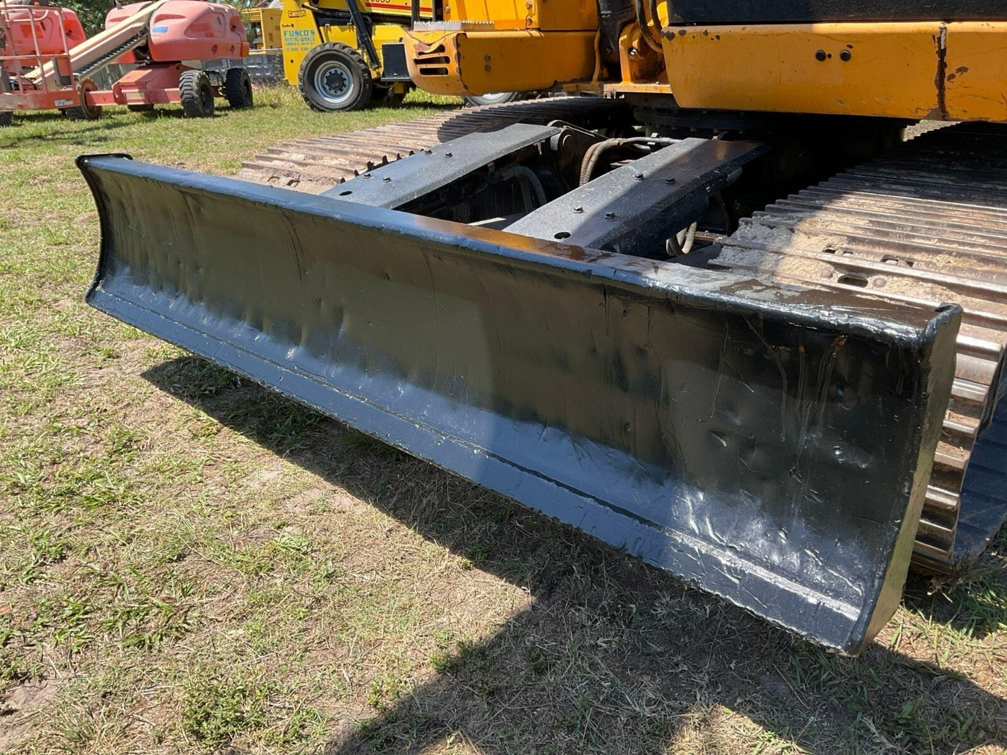 2018 JCB EXCAVATOR MODEL JZ141, DIESEL, ENCLOSED CAB, PUSH BLADE, METAL TRACKS