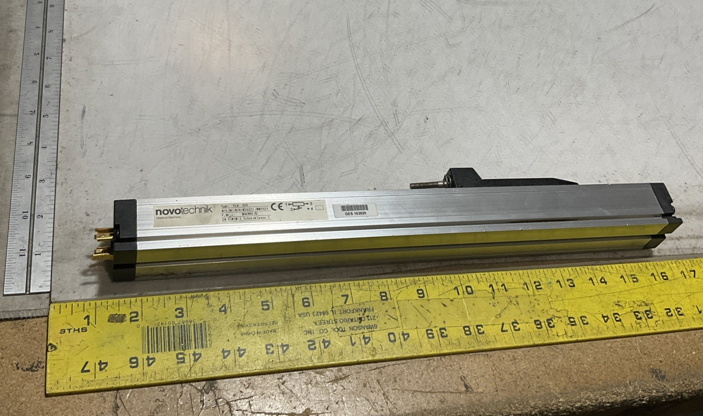 NOVOTECHNIK TLH225-002523   046892 FREQUENCY POSITION TRANSDUCER  Z2M