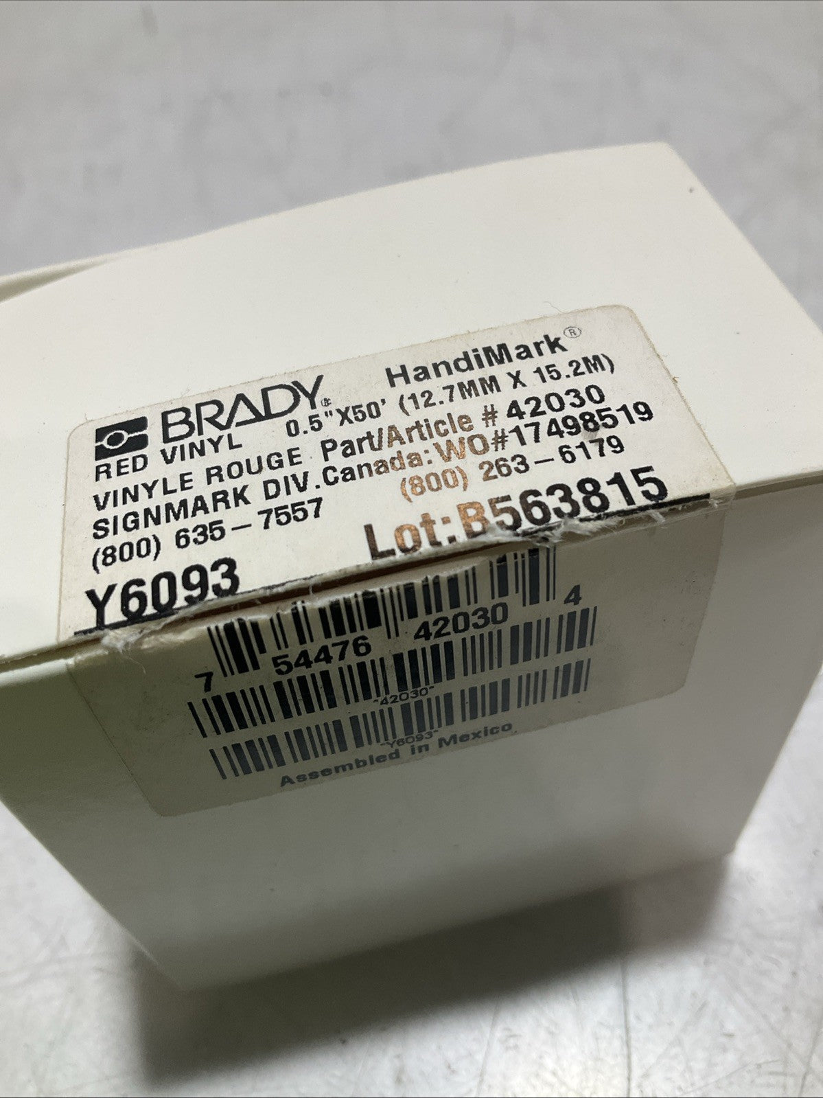 BRADY HANDIMARK Y6093 42030 B563815 RED VINYL  0.50X50 12.7MX15.2 LABEL TAPE Z2M