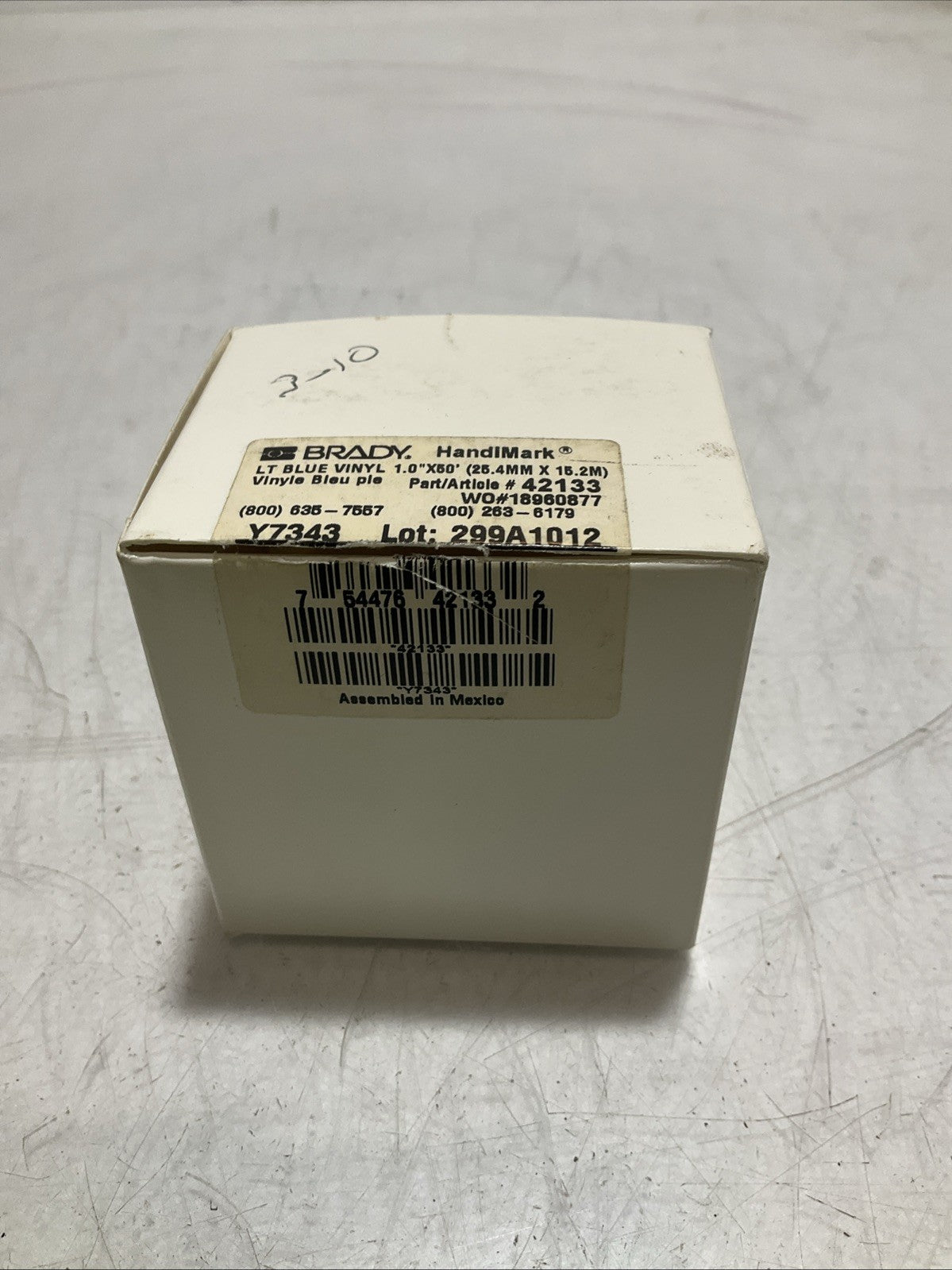 BRADY HANDIMARK Y7343 42133 LT BLUE VINYL 1.0X50 25.4MX15.2 LABEL TAPE Z2M