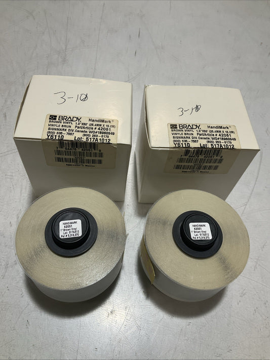 BRADY HANDIMARK  Y6110-42051 BROWN VINYL 1.50X50 25.4MX15.2 LABEL TAPE QTY 2 Z2M