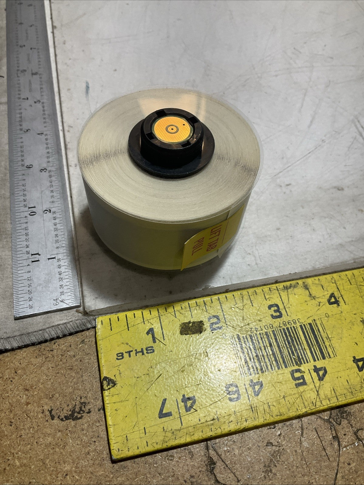 BRADY HANDIMARK  Y6110-42051 BROWN VINYL 1.50X50 25.4MX15.2 LABEL TAPE QTY 2 Z2M