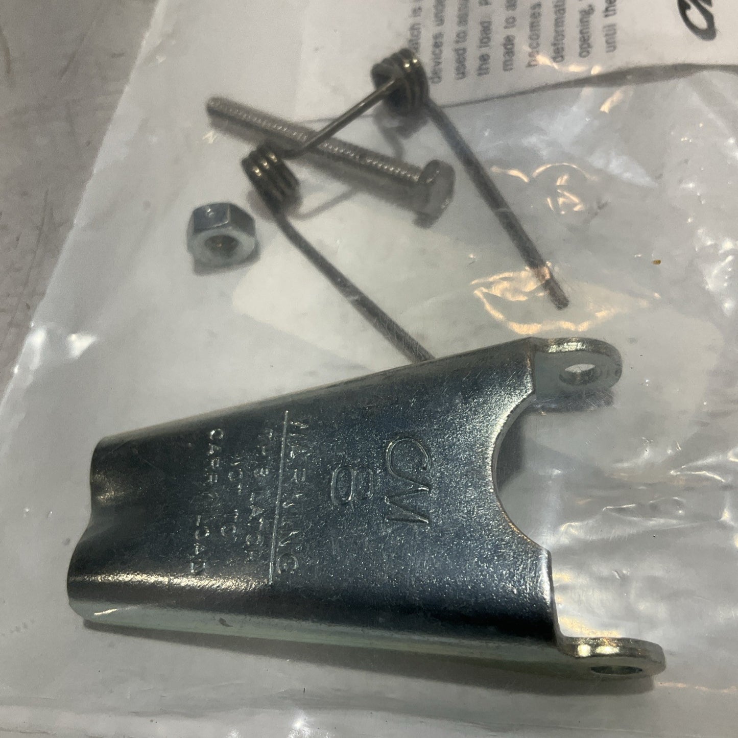 CM 8 595528  LATCH KIT  FOR  EYE  SLING  HOOK  LOT OF 21 Z2M