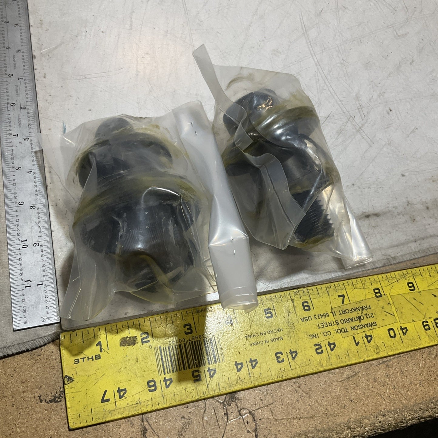 TE-CO AK46250-BW  BUSHING  WASHER SCREW KIT LOT OF 2 Z2M