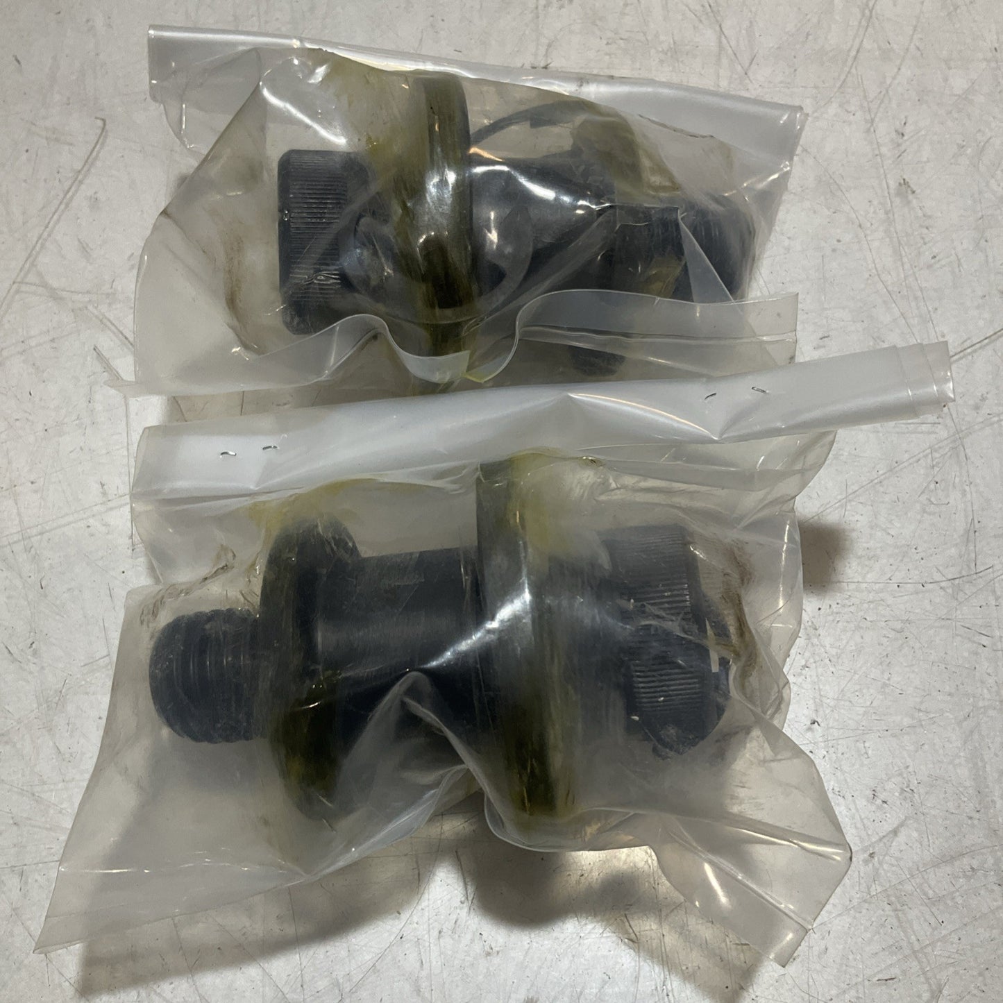 TE-CO AK46250-BW  BUSHING  WASHER SCREW KIT LOT OF 2 Z2M