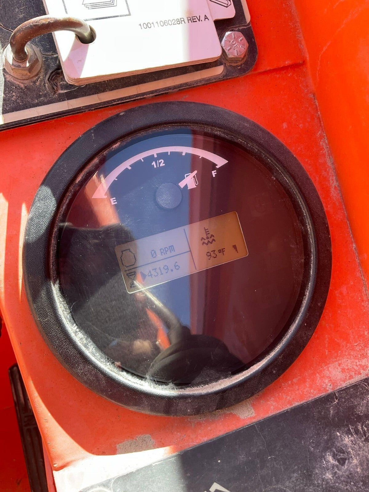 2014 JLG SKYTRAK TELEHANDLER MODEL 8042, CUMMINS DIESEL, APPROX MAX CAP  8,000