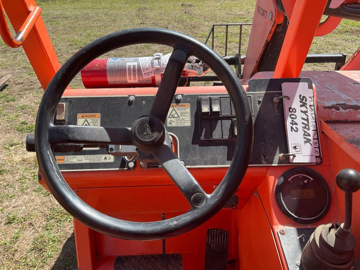 2014 JLG SKYTRAK TELEHANDLER MODEL 8042, CUMMINS DIESEL, APPROX MAX CAP  8,000