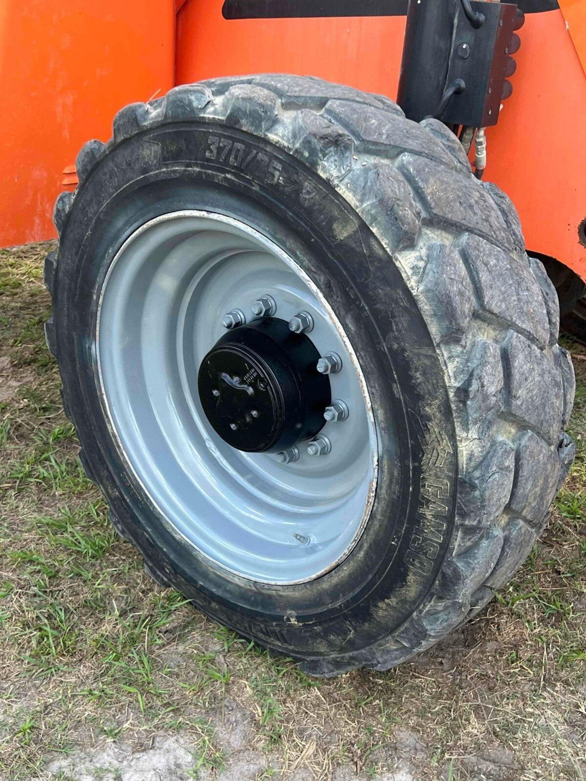 2014 JLG SKYTRAK TELEHANDLER MODEL 8042, CUMMINS DIESEL, 8000LB CAPACITY, 42FT