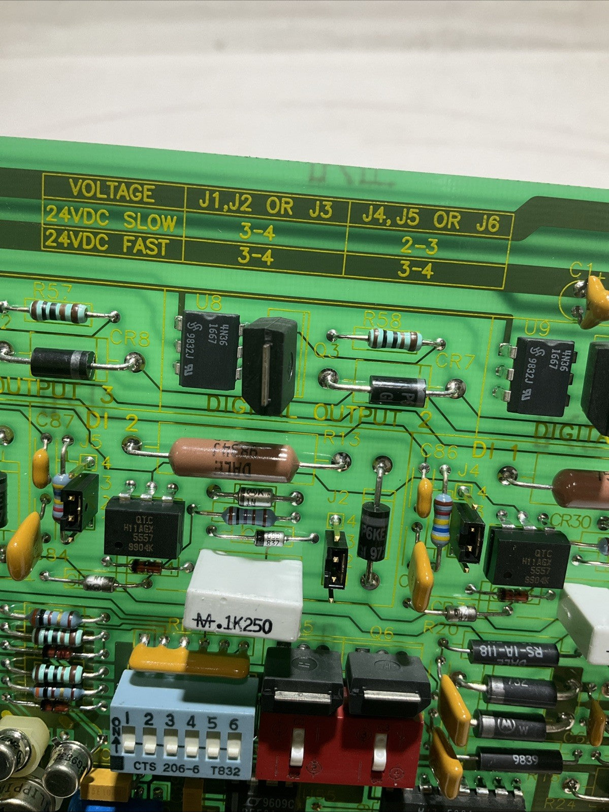 ABB; BAILEY INFI90 IMCIS02 - 6637086KI CONTROL L/O SLAVE  MODULE 15VDC 2.4VA Y2M