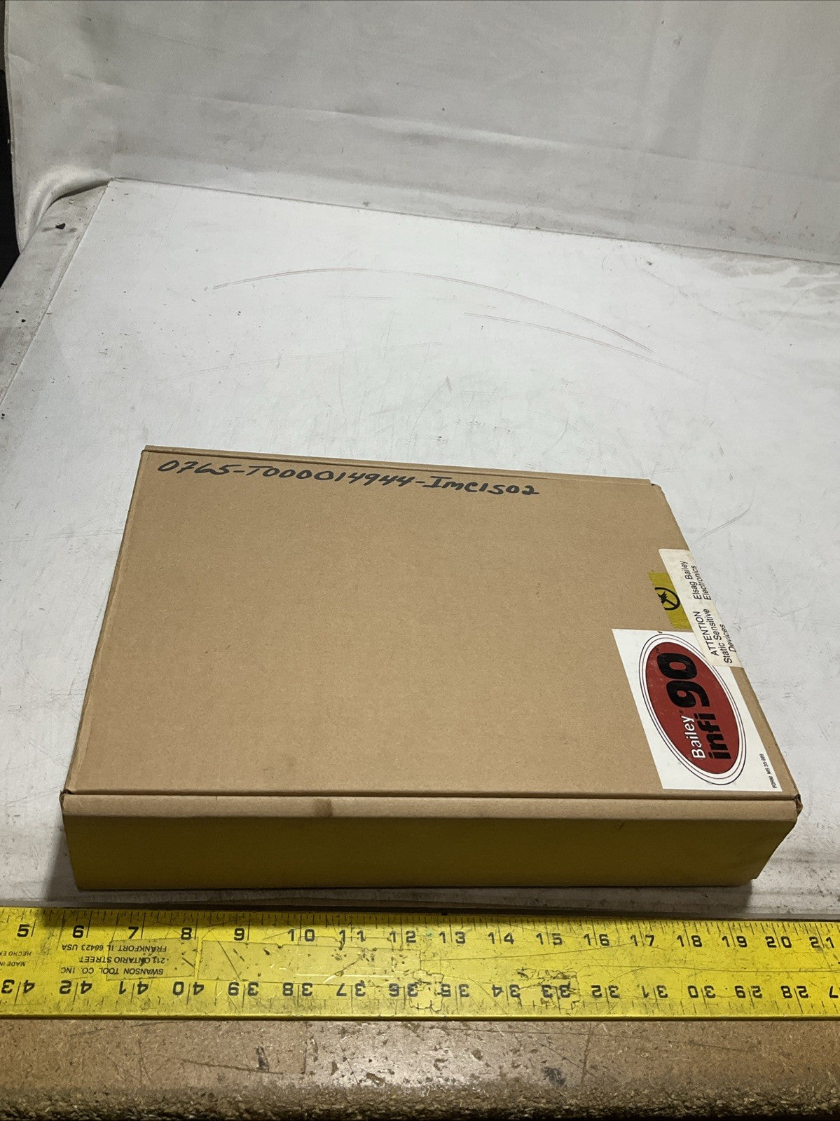 ABB; BAILEY INFI90 IMCIS02 - 6637086KI CONTROL L/O SLAVE  MODULE 15VDC 2.4VA Y2M