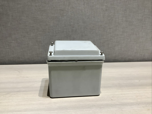 HOFFMAN CATALOG NUMBER A-645JFGR DESCRIPTION SCREW COVER ENCLOSURE 41130 Z2M