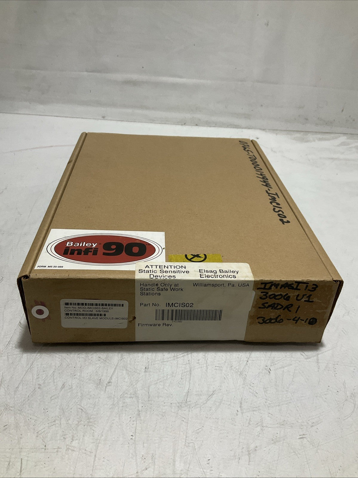 ABB; BAILEY INFI90 IMCIS02 - 6637086KI CONTROL L/O SLAVE  MODULE 15VDC 2.4VA Y2M