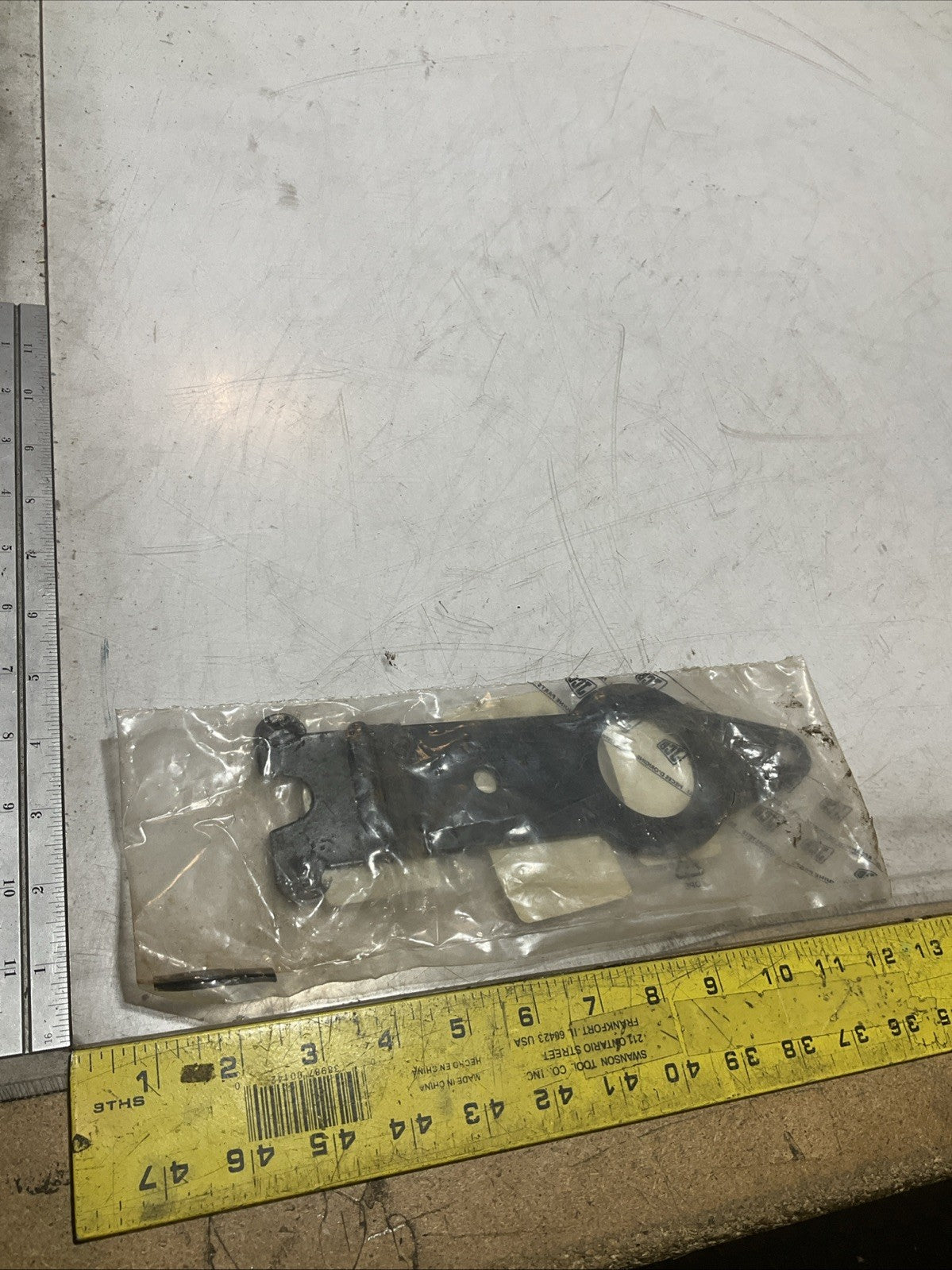 JCB  123/01200  BLACK  LEVER LOCK Y2M