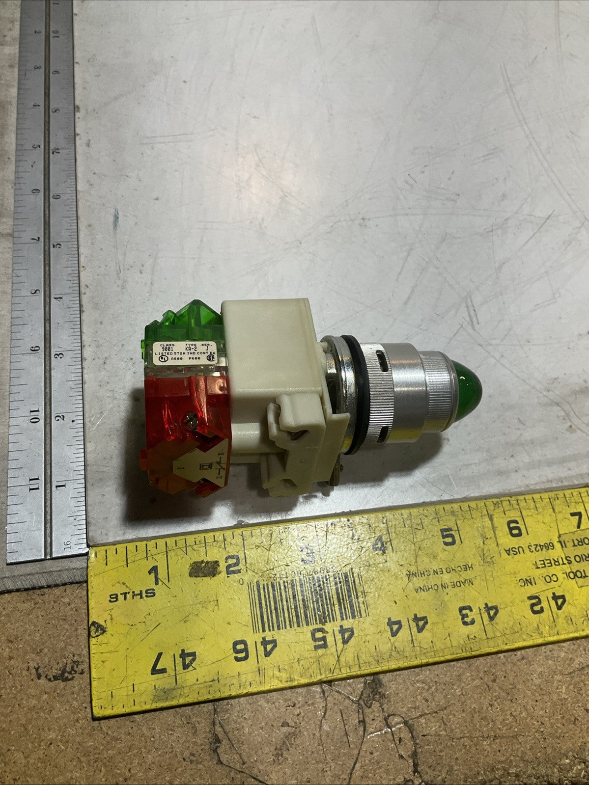 SQUARE D KM35 24-28V AC-DC 9001 SERIES H LAMP  757 SWITCH Z2M