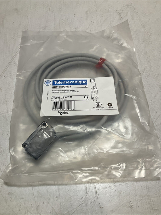 TELEMECANIQUE  XUM9APCNL2  MINIATURE PHOTOELECTRIC SENSOR Z2M