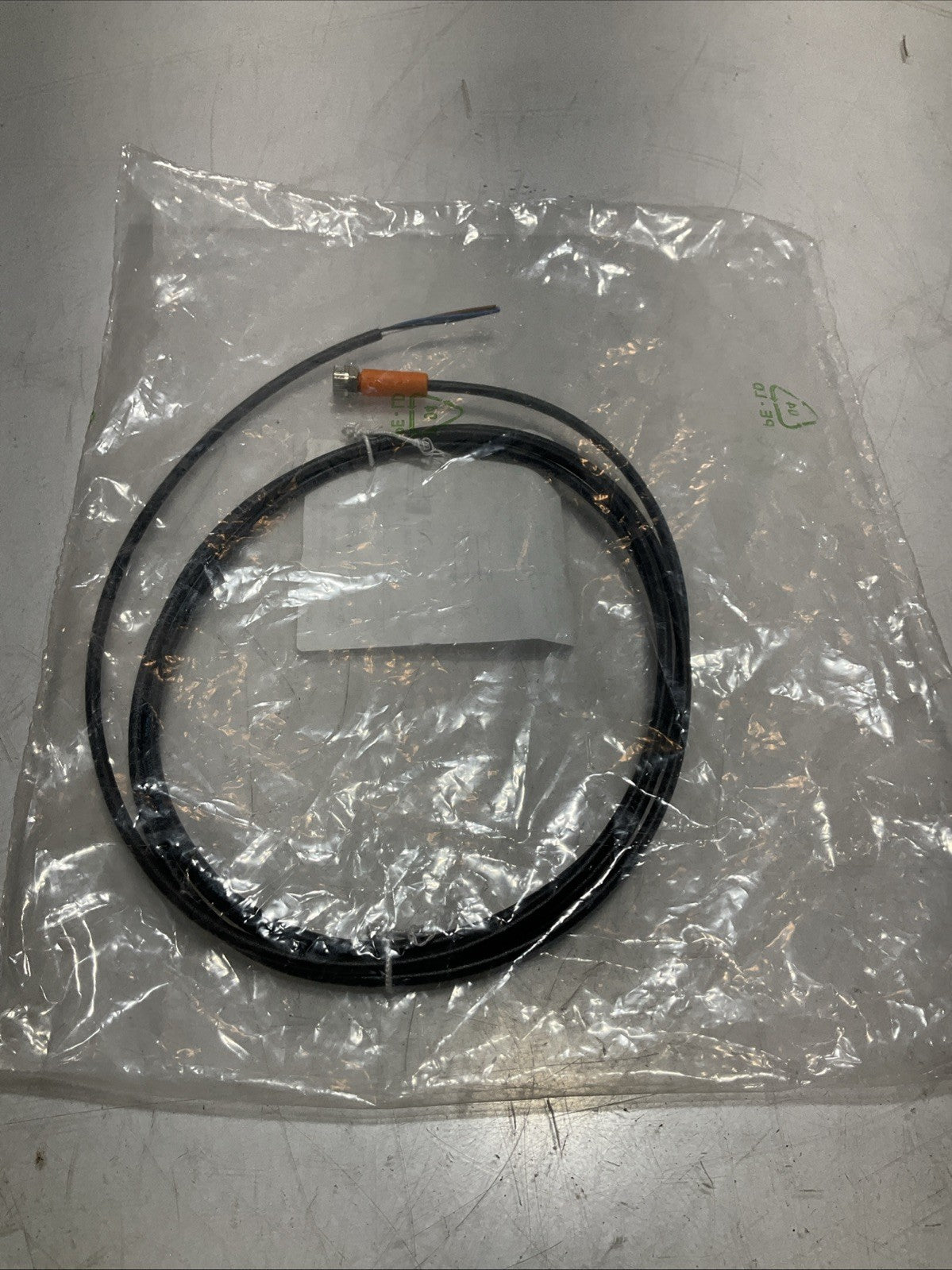 IFM ELECTRONIC  EVC150 FEMALE  CORDSET WIRE  U.50V AC/60VDC  Z2M