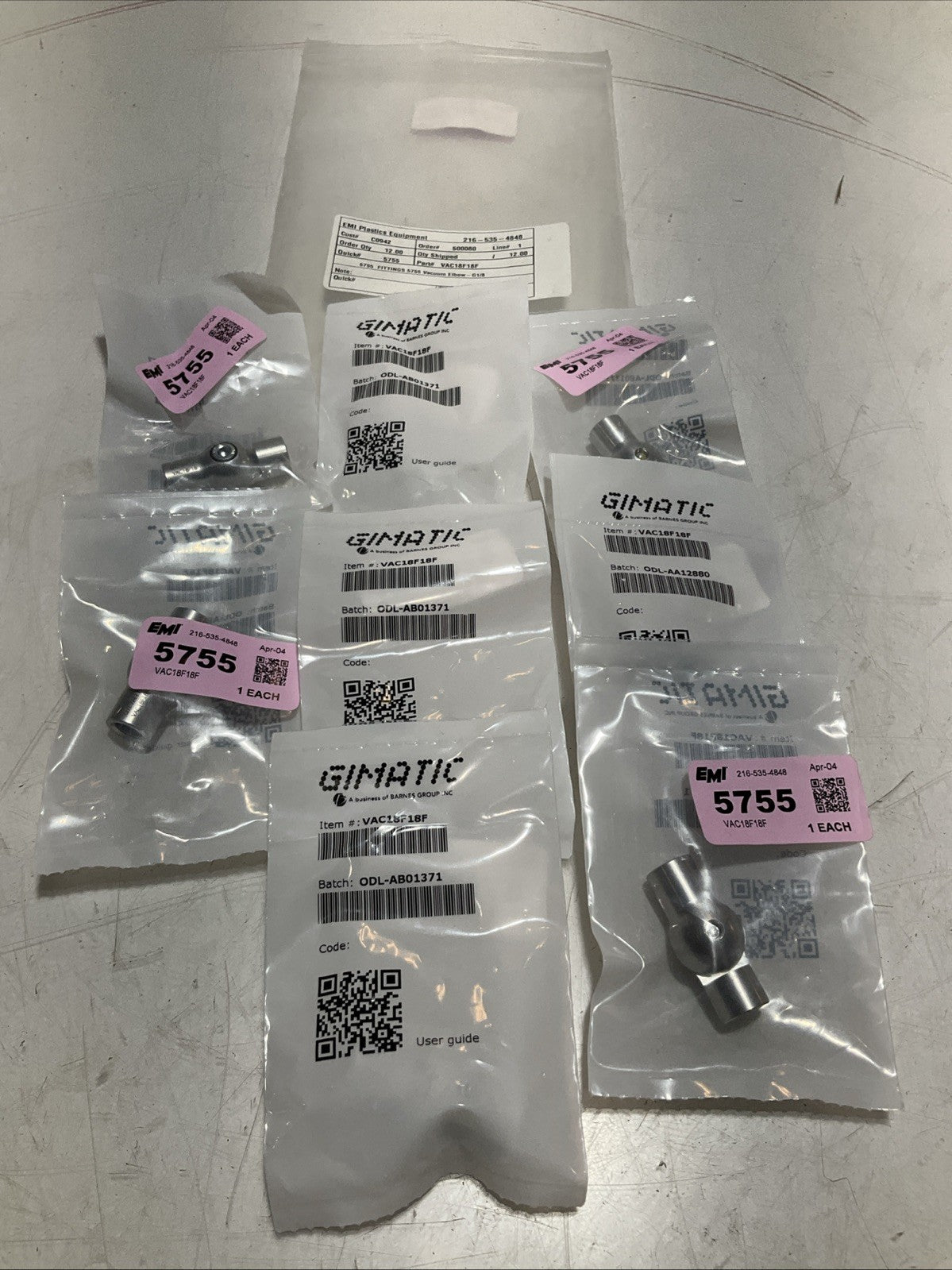 GIMATIC  VAC18F18F  PNEUMATICS  COUPLING VACUUM  ELBOW LOT  OF  8 Z2M