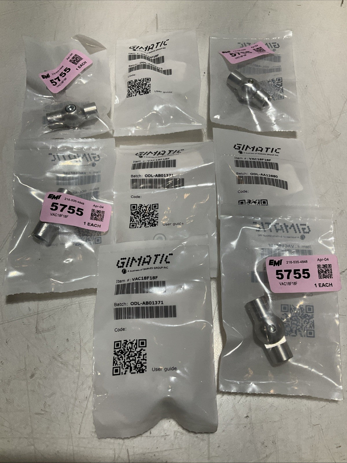 GIMATIC  VAC18F18F  PNEUMATICS  COUPLING VACUUM  ELBOW LOT  OF  8 Z2M