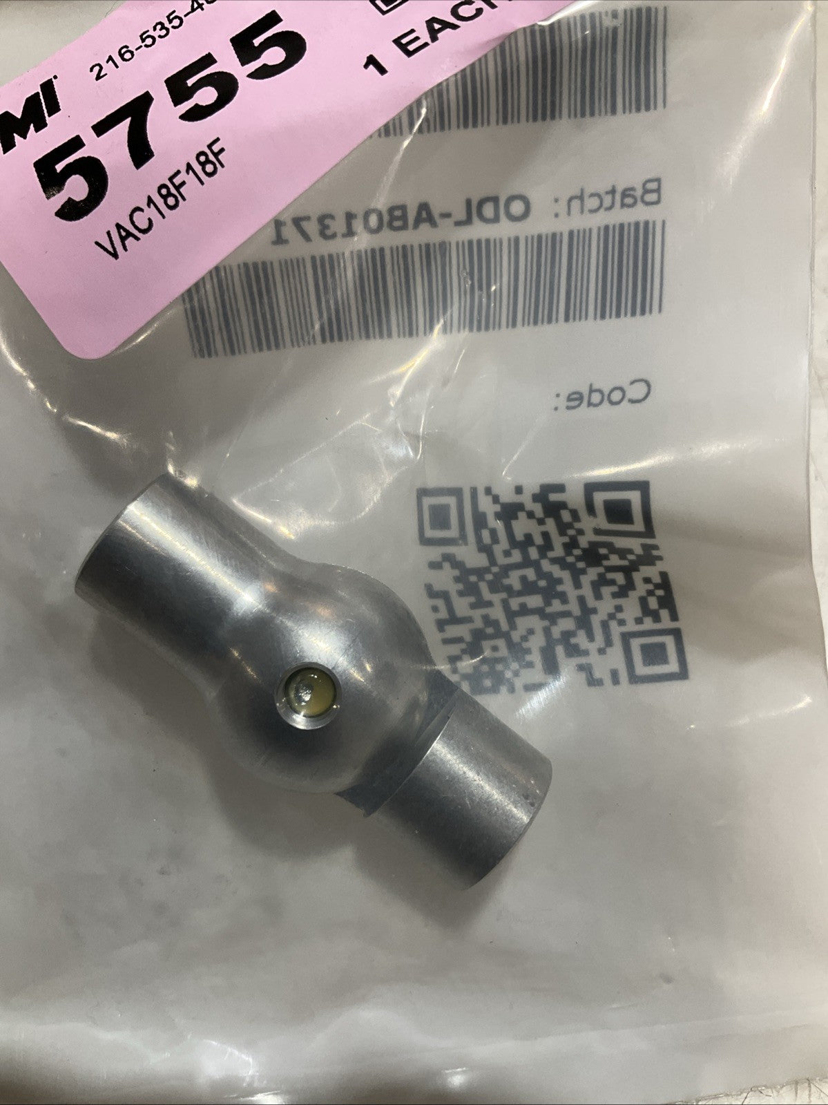 GIMATIC  VAC18F18F  PNEUMATICS  COUPLING VACUUM  ELBOW LOT  OF  8 Z2M