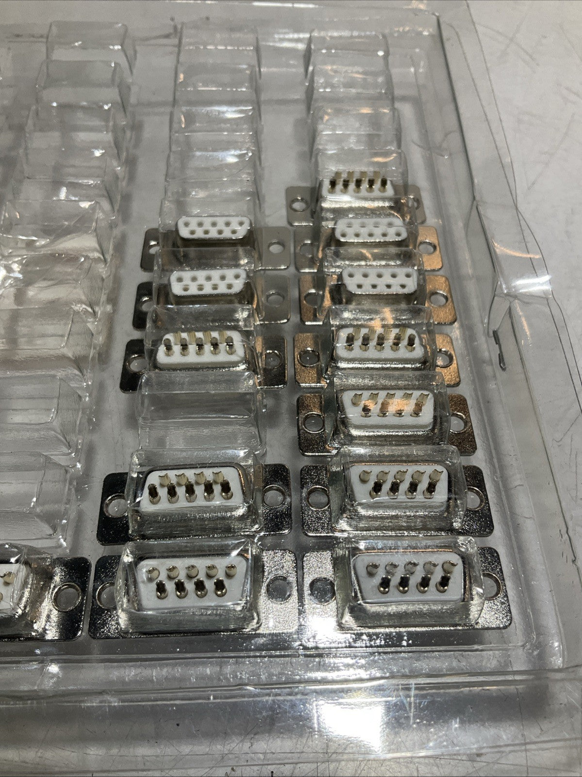 AIM ELECTRONICS  UL-94V-0  ELECTRONIC  INSULATOR LOT OF  13 Z2M