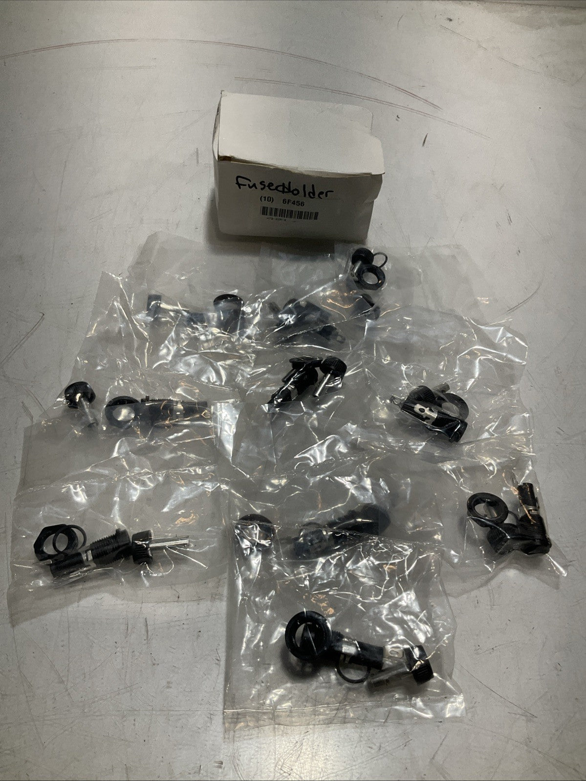 EATON-BUSSMANN HTB-22-R - 6F456 FUSE HOLDER  LOT OF 10 Z2M