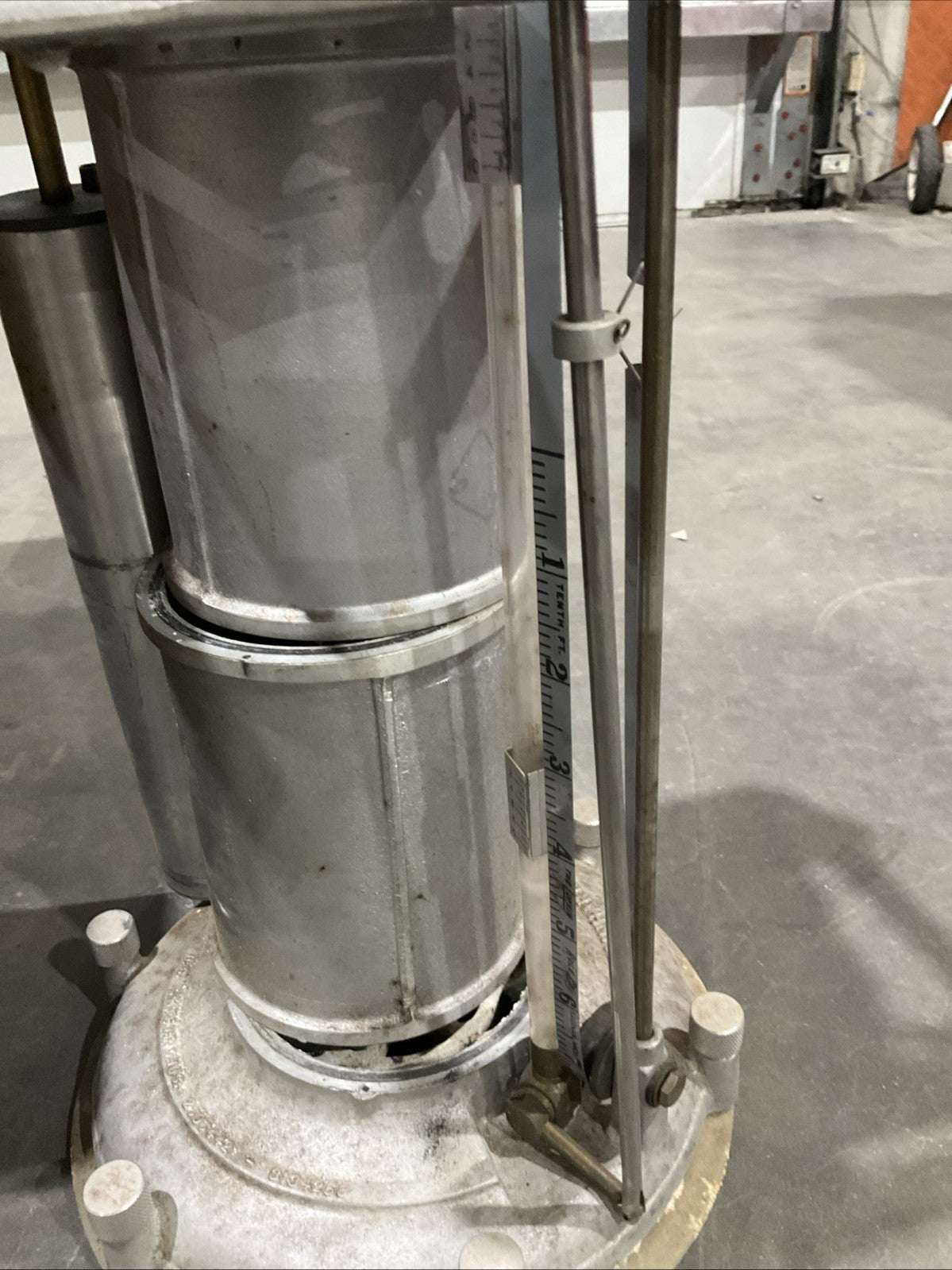 RAINHART  ALUMINUM VOLUMETER SERIES 200 W/ CASE