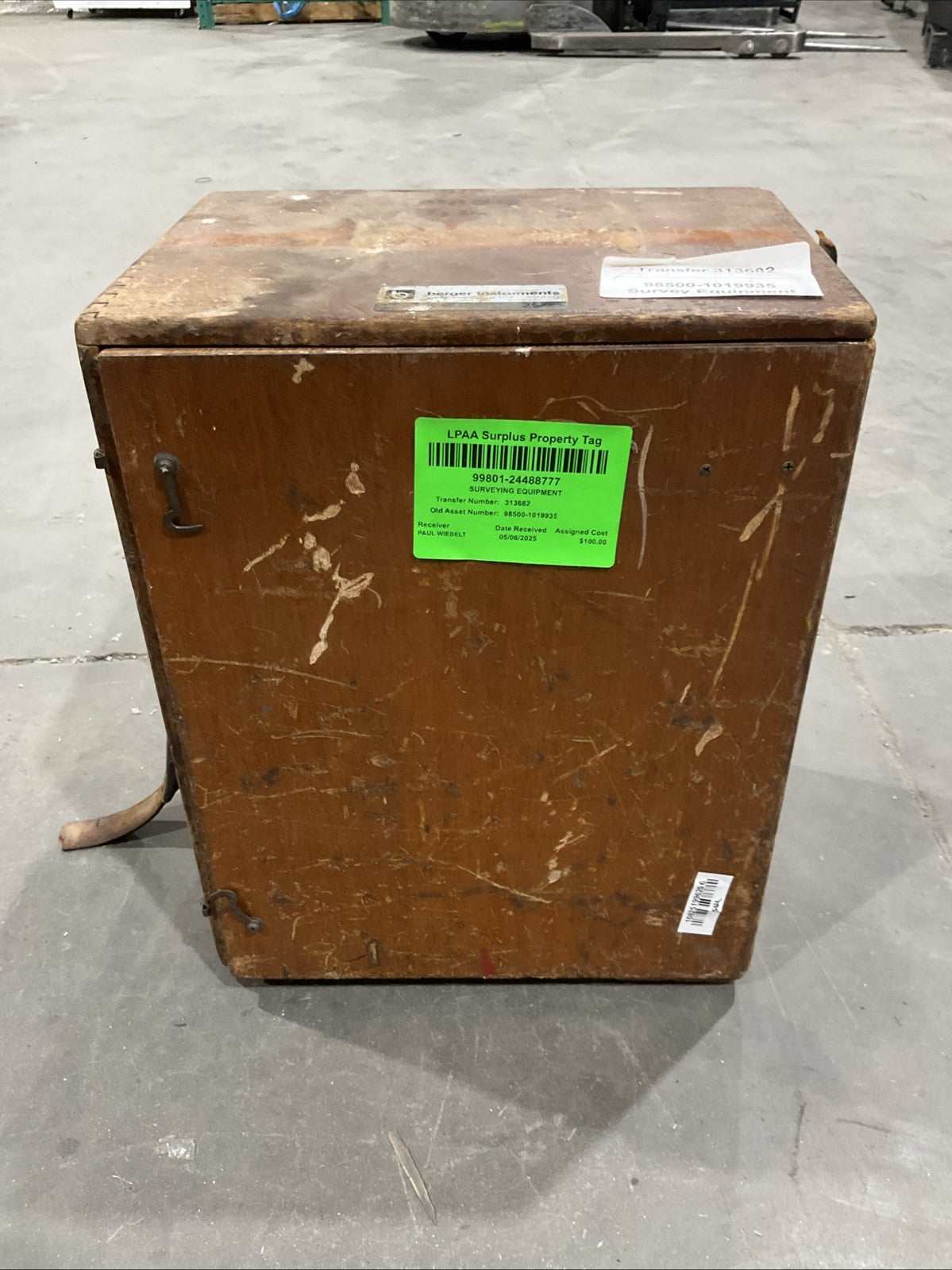 BERGER INSTRUMENTS 65813 SURVEYOR TRANSIT W/ CASE VINTAGE