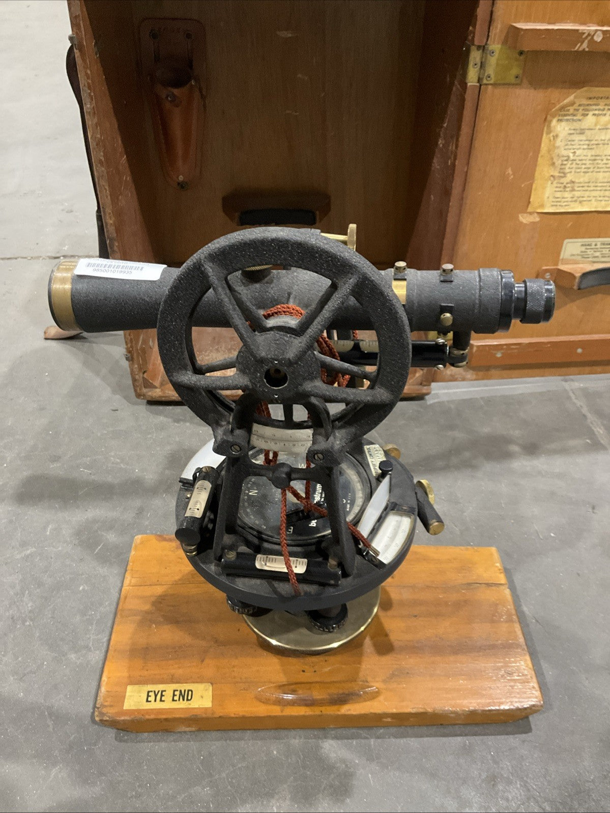 BERGER INSTRUMENTS 65813 SURVEYOR TRANSIT W/ CASE VINTAGE