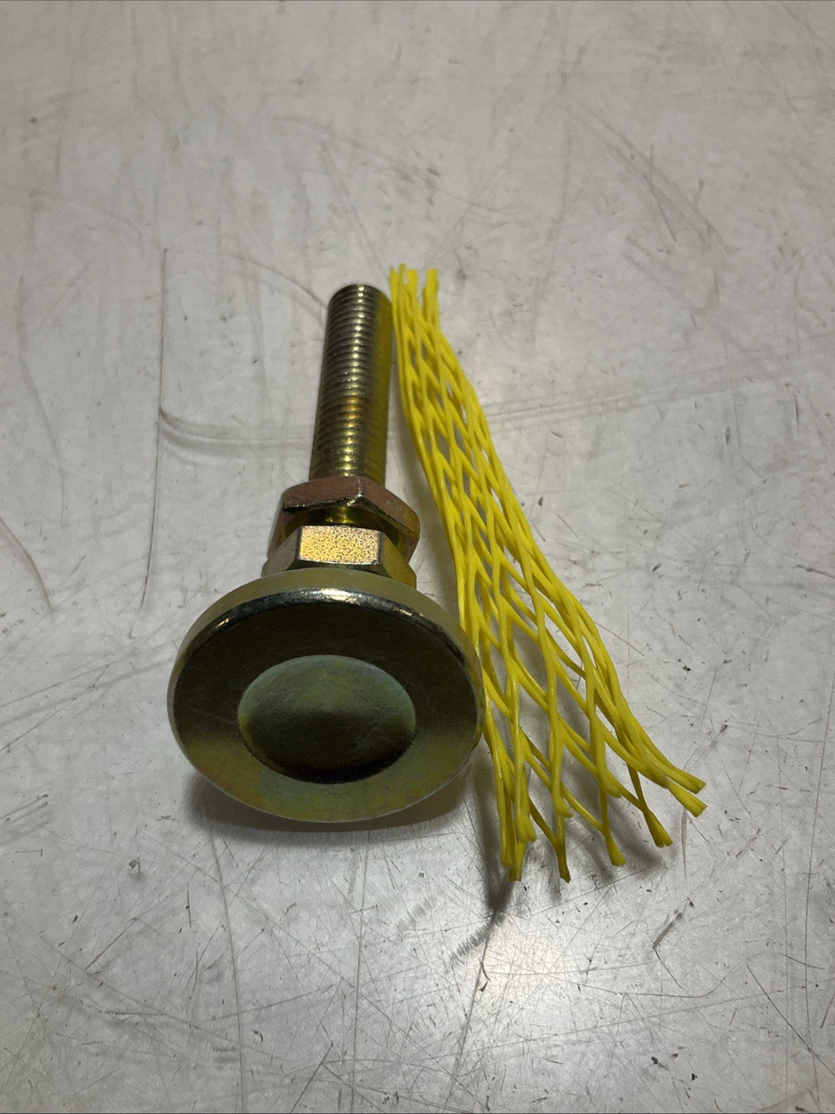 DELUXE  LEVELING  65-2190  M10X51.00MM  FOOT STEEL YELLOW LOT OF  12  Z2M